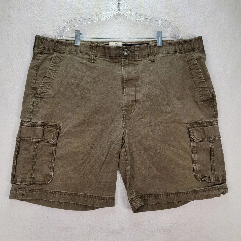 St. John's Bay Brown Stretch Relaxed Fit Classic Casual Active Cargo Shorts